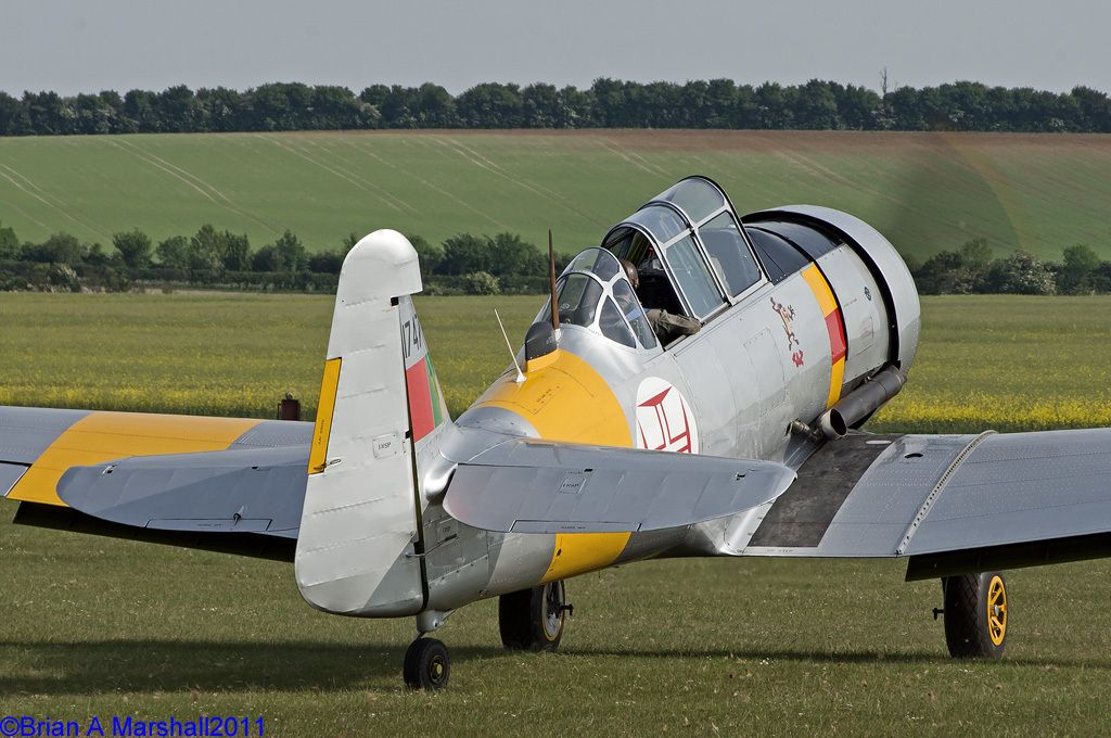 http://i5.photobucket.com/albums/y200/penpusher/05%20Duxford%202011/14%20Duxford%2006May11/15.jpg