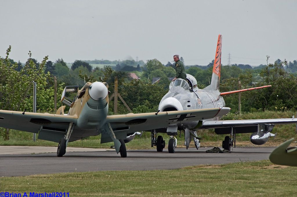 http://i5.photobucket.com/albums/y200/penpusher/05%20Duxford%202011/15%20Duxford%2013May11/04.jpg