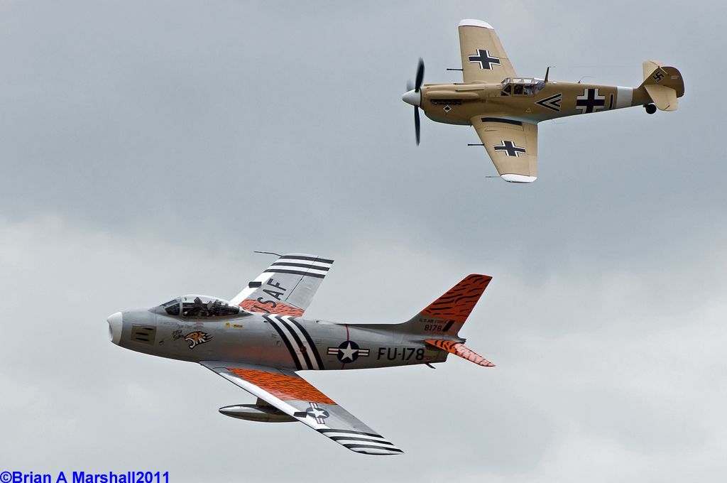 http://i5.photobucket.com/albums/y200/penpusher/05%20Duxford%202011/15%20Duxford%2013May11/09.jpg