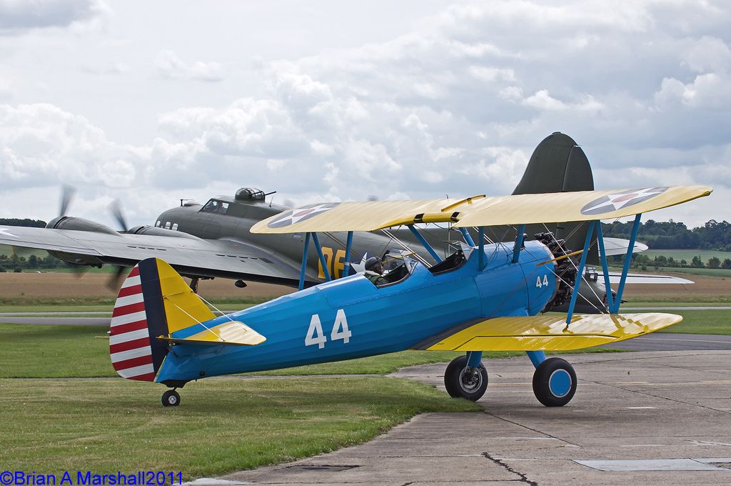 http://i5.photobucket.com/albums/y200/penpusher/05%20Duxford%202011/21%20Duxford%2024Jun11/04-1.jpg
