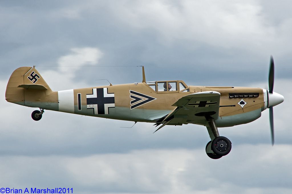 http://i5.photobucket.com/albums/y200/penpusher/05%20Duxford%202011/21%20Duxford%2024Jun11/10.jpg
