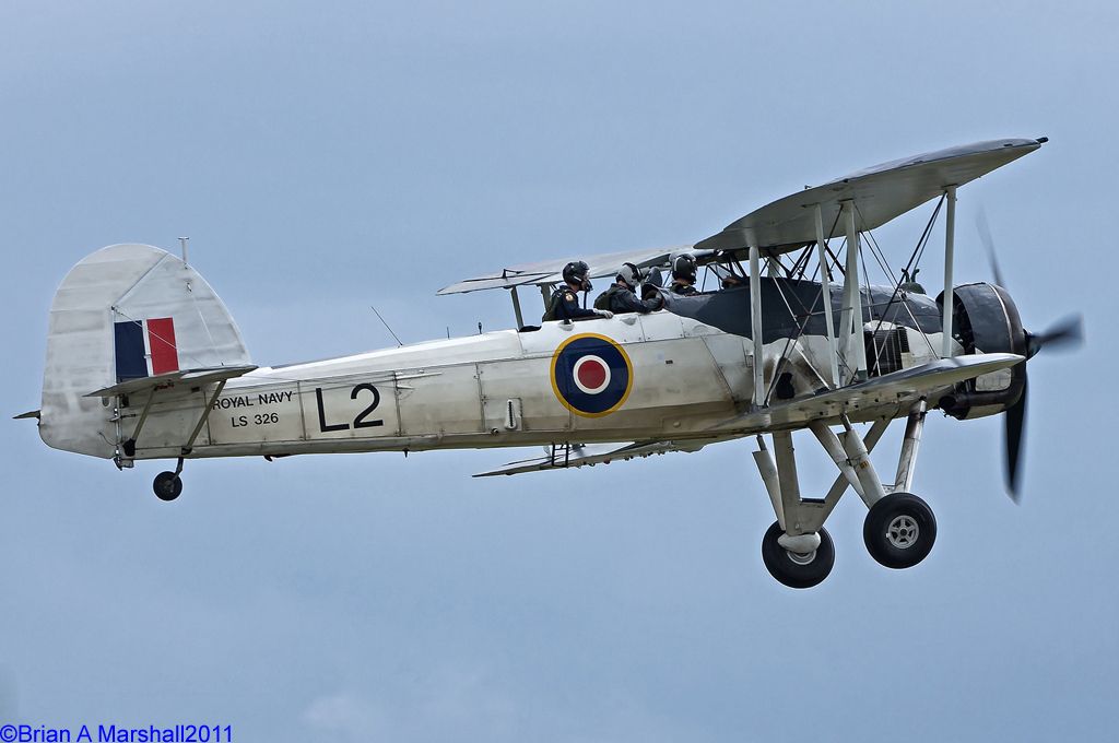 http://i5.photobucket.com/albums/y200/penpusher/05%20Duxford%202011/23%20legends%202011/FL19.jpg