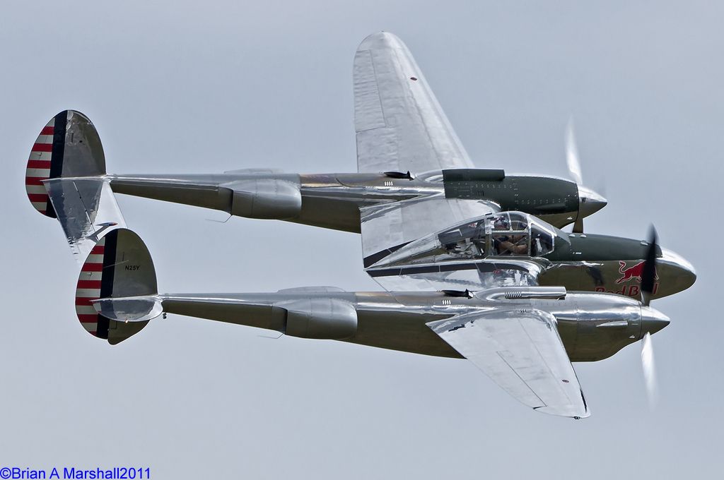 http://i5.photobucket.com/albums/y200/penpusher/05%20Duxford%202011/23%20legends%202011/FL20.jpg