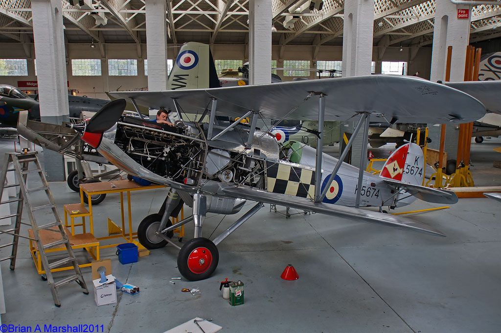 http://i5.photobucket.com/albums/y200/penpusher/05%20Duxford%202011/26%20Duxford%2019Jul11/06.jpg
