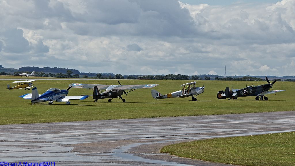 http://i5.photobucket.com/albums/y200/penpusher/05%20Duxford%202011/32%20Duxford%2027%20Aug11/05.jpg