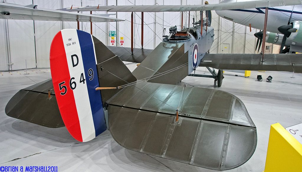 http://i5.photobucket.com/albums/y200/penpusher/05%20Duxford%202011/41%20Duxford%2010Dec11/01.jpg