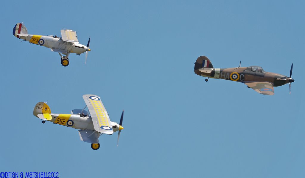 http://i5.photobucket.com/albums/y200/penpusher/07%20Duxford%202012/13%20Jubile%20Dx%2024-27May12/32.jpg