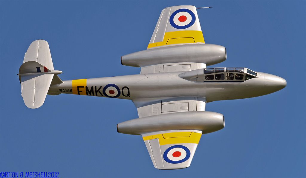 http://i5.photobucket.com/albums/y200/penpusher/07%20Duxford%202012/13%20Jubile%20Dx%2024-27May12/36.jpg