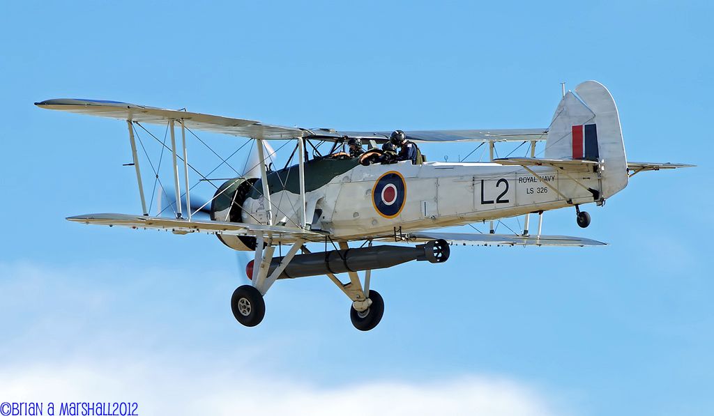 http://i5.photobucket.com/albums/y200/penpusher/07%20Duxford%202012/30%20Duxford%208-9Sep12/03.jpg