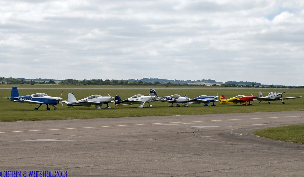 http://i5.photobucket.com/albums/y200/penpusher/09%20Duxford%202013/11Duxford%2006Jun13/12.jpg