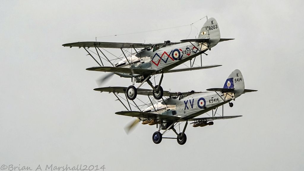 http://i5.photobucket.com/albums/y200/penpusher/11%20Duxford%202014/04%20Old%20Warden/01%20Old%20Warden%2029Jun14/04.jpg~original