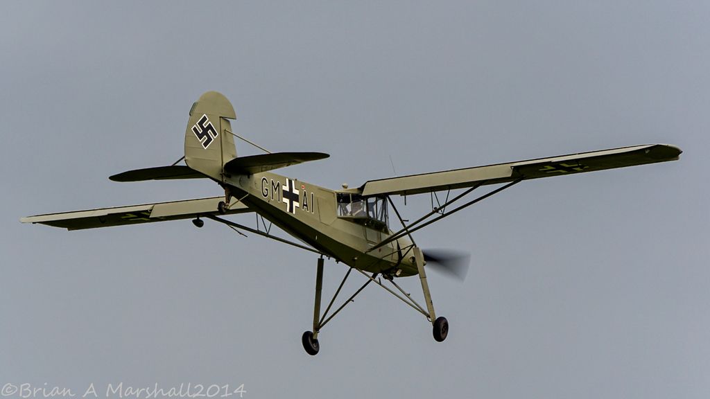 http://i5.photobucket.com/albums/y200/penpusher/11%20Duxford%202014/04%20Old%20Warden/01%20Old%20Warden%2029Jun14/06.jpg~original