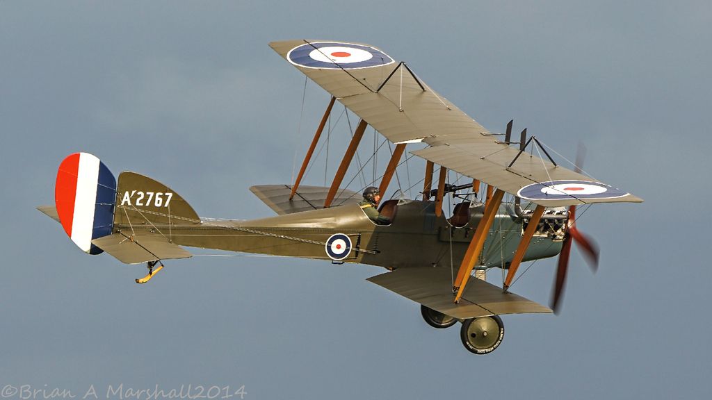 http://i5.photobucket.com/albums/y200/penpusher/11%20Duxford%202014/04%20Old%20Warden/01%20Old%20Warden%2029Jun14/12.jpg~original