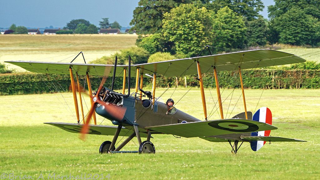 http://i5.photobucket.com/albums/y200/penpusher/11%20Duxford%202014/04%20Old%20Warden/01%20Old%20Warden%2029Jun14/14.jpg~original