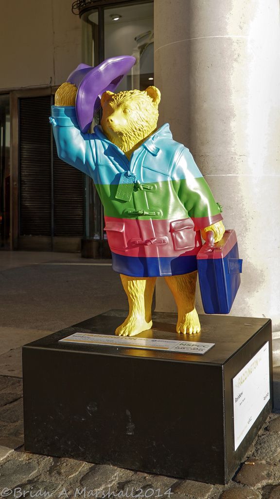 http://i5.photobucket.com/albums/y200/penpusher/12%20Miscellaneous%202014/21%20Paddington%2006Dec14/02.jpg~original
