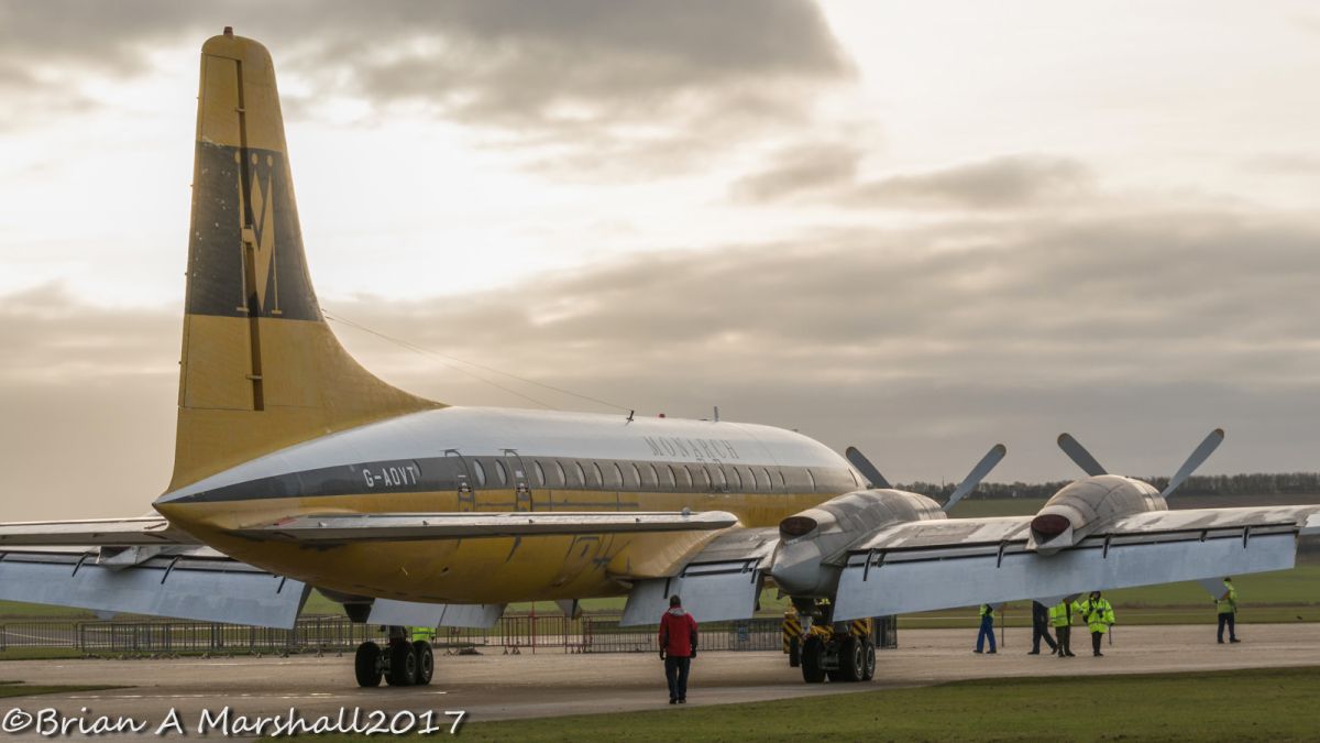 http://i5.photobucket.com/albums/y200/penpusher/15%202017/01Duxford/04.jpg~original