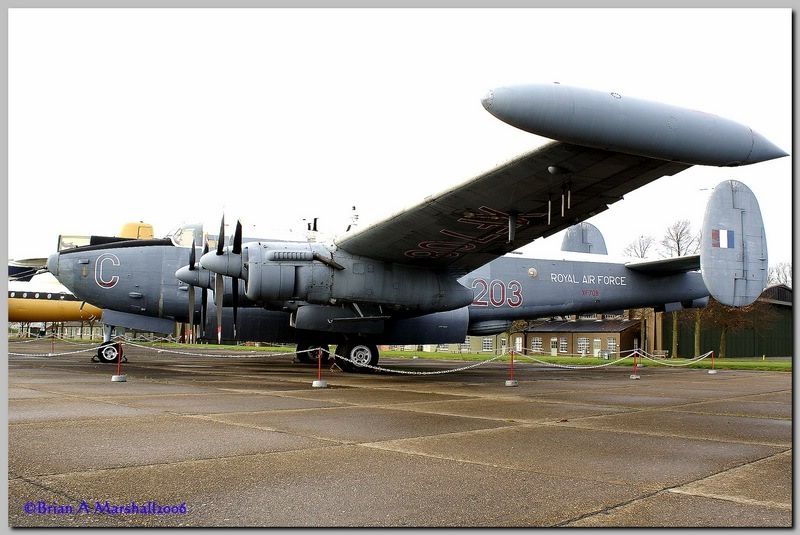 http://i5.photobucket.com/albums/y200/penpusher/Duxford%20-%202%20Dec%2006/13.jpg