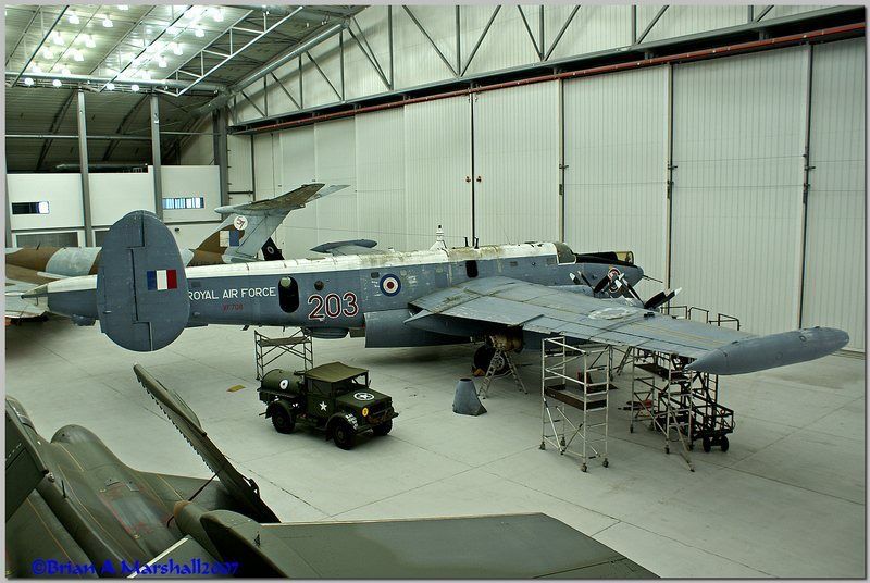http://i5.photobucket.com/albums/y200/penpusher/Duxford%20-%2022%20Jul%2007/01.jpg