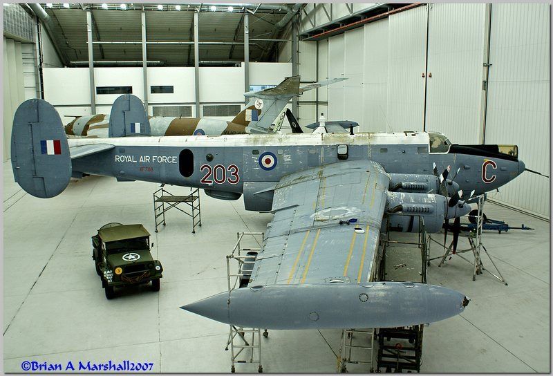 http://i5.photobucket.com/albums/y200/penpusher/Duxford%20-%2022%20Jul%2007/02.jpg