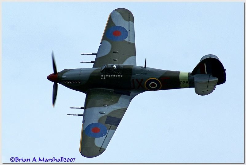 http://i5.photobucket.com/albums/y200/penpusher/Duxford%20-Falkland%20Show%20-%2020%20May%2007/13.jpg