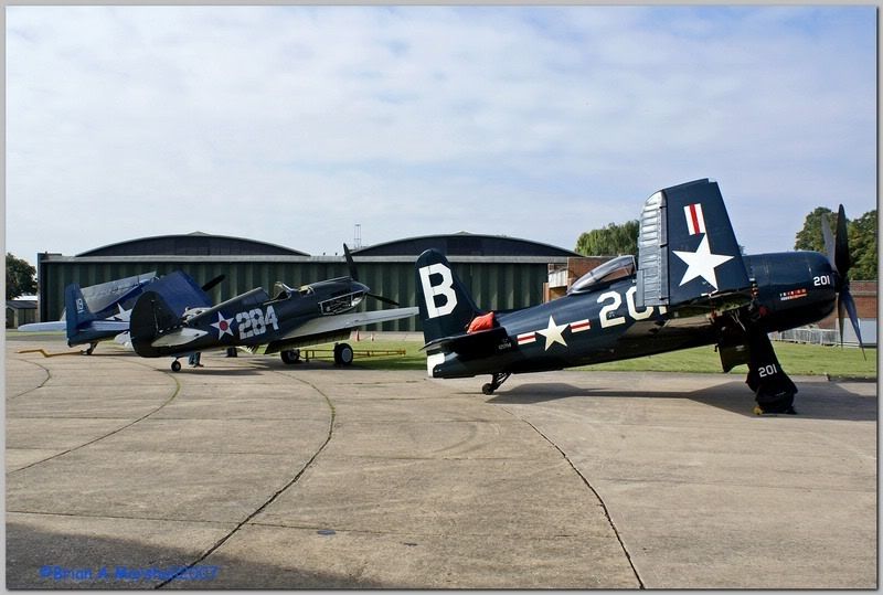 http://i5.photobucket.com/albums/y200/penpusher/Duxford%2007%20Sep%2007/17.jpg