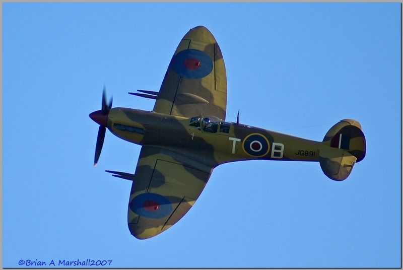 http://i5.photobucket.com/albums/y200/penpusher/Duxford%2011%20Dec%2007/03.jpg