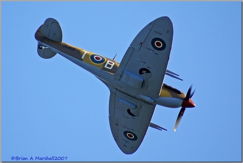 http://i5.photobucket.com/albums/y200/penpusher/Duxford%2011%20Dec%2007/07.jpg