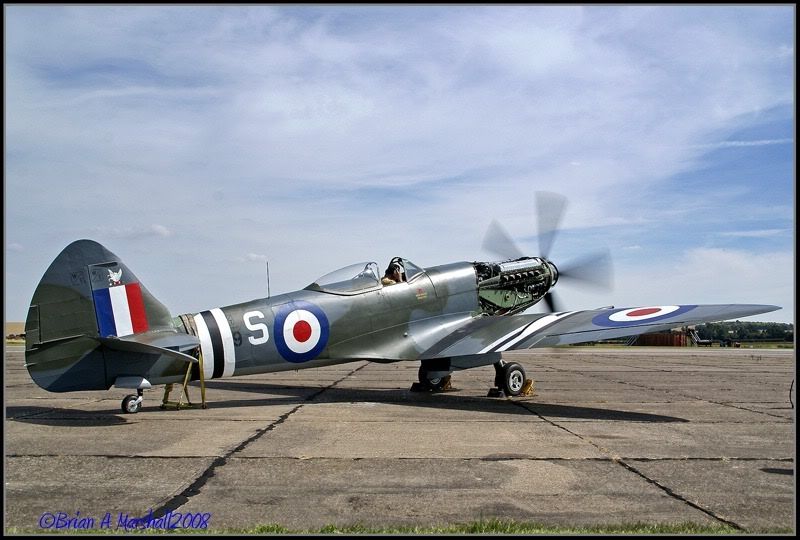 http://i5.photobucket.com/albums/y200/penpusher/Duxford%2030Jul08/05.jpg