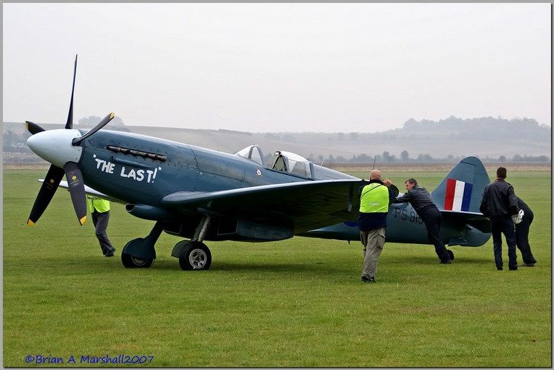 http://i5.photobucket.com/albums/y200/penpusher/Duxford%20Autumn%20Show%2014%20Octy%2007/01DuxfordAutumnShow14Oct07BAM2007.jpg