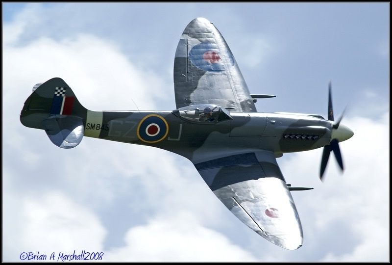 http://i5.photobucket.com/albums/y200/penpusher/Duxford%20Legends%20Jul%2008/07-1.jpg