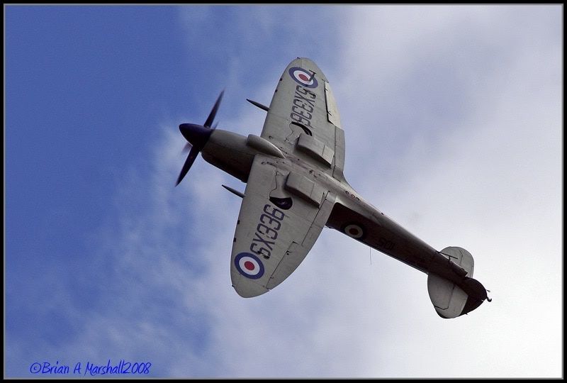 http://i5.photobucket.com/albums/y200/penpusher/Duxford%20Spring%20Show%2018%20May%2008/13.jpg