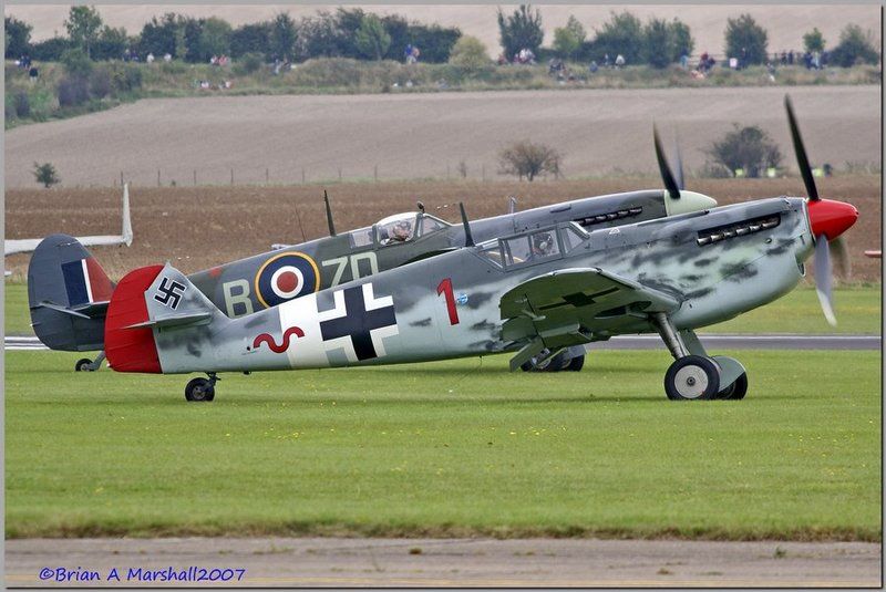 http://i5.photobucket.com/albums/y200/penpusher/Duxford%20Summer%20Show%2008%20Sep%2007/07.jpg