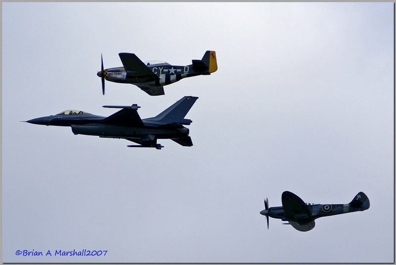 http://i5.photobucket.com/albums/y200/penpusher/Duxford%20preamble%2013%20Oct%2007/08.jpg
