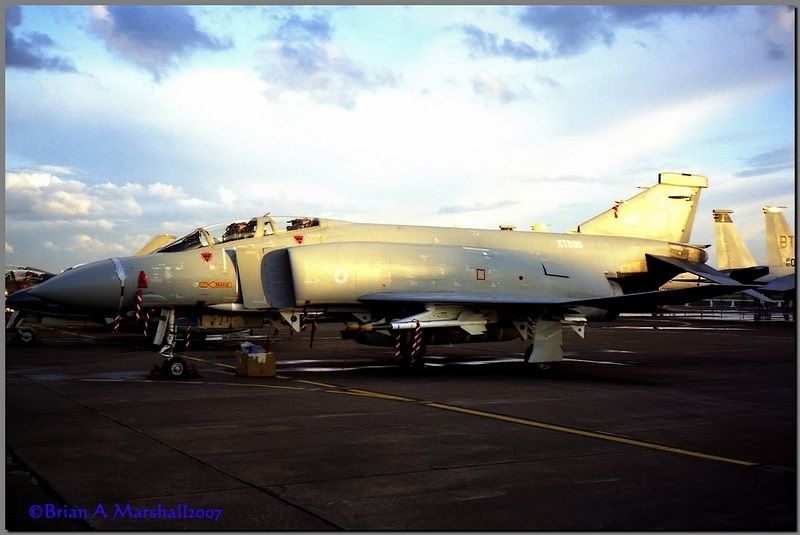 http://i5.photobucket.com/albums/y200/penpusher/Finningley%20BoB%2081-82/06.jpg