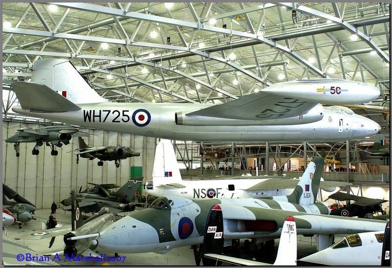http://i5.photobucket.com/albums/y200/penpusher/IWM%20Duxford%20-%2017%20Feb%2007/18.jpg