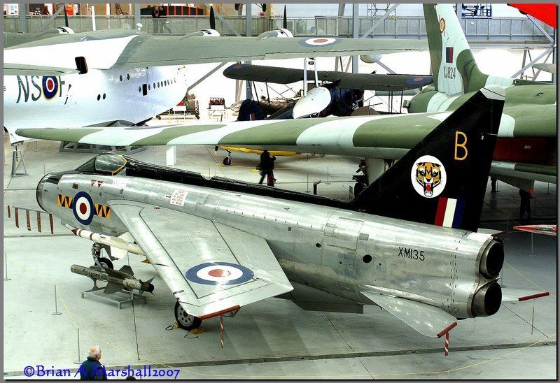 http://i5.photobucket.com/albums/y200/penpusher/IWM%20Duxford%20-%2017%20Feb%2007/26.jpg