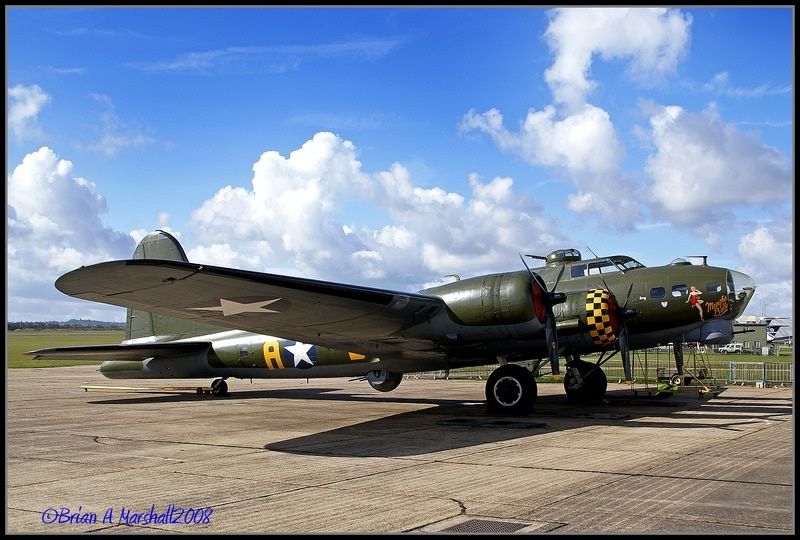 http://i5.photobucket.com/albums/y200/penpusher/IWM%20Duxford%2013%20Apr%2008/01.jpg