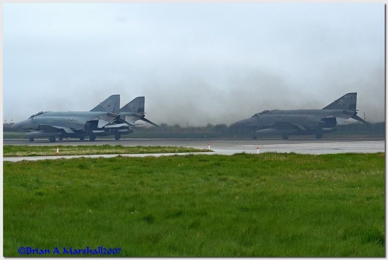 http://i5.photobucket.com/albums/y200/penpusher/JG71%20Lossiemouth%202-3%20May%2007/02.jpg