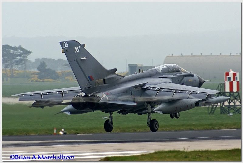 http://i5.photobucket.com/albums/y200/penpusher/RAF%20Lossiemouth%202-3%20May%2007/05.jpg