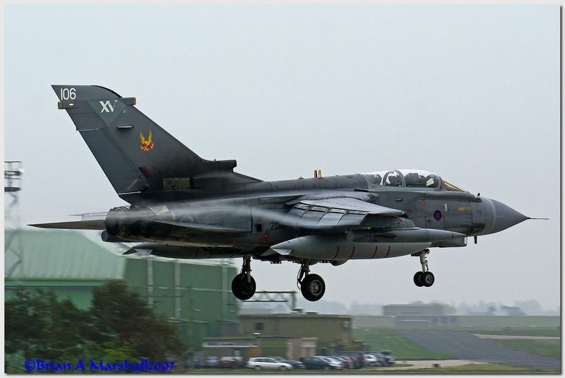 http://i5.photobucket.com/albums/y200/penpusher/RAF%20Lossiemouth%202-3%20May%2007/06.jpg