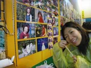 the lady boss of this store is damn narcissistic, her photos are everywhere!!!