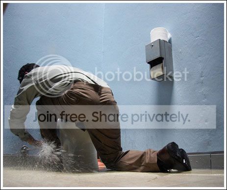 toilet_nightmare_003.jpg